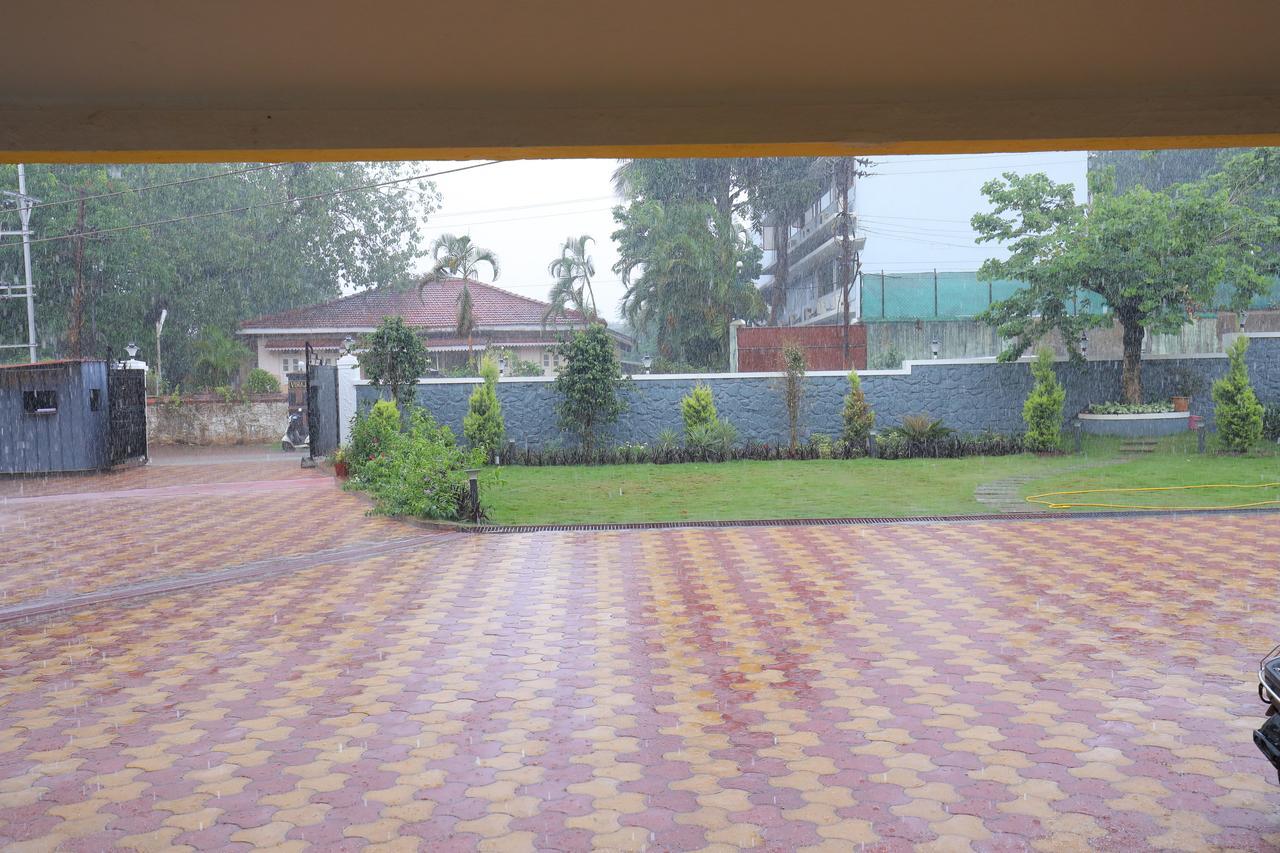 Highland Resort Lonavala Exterior photo