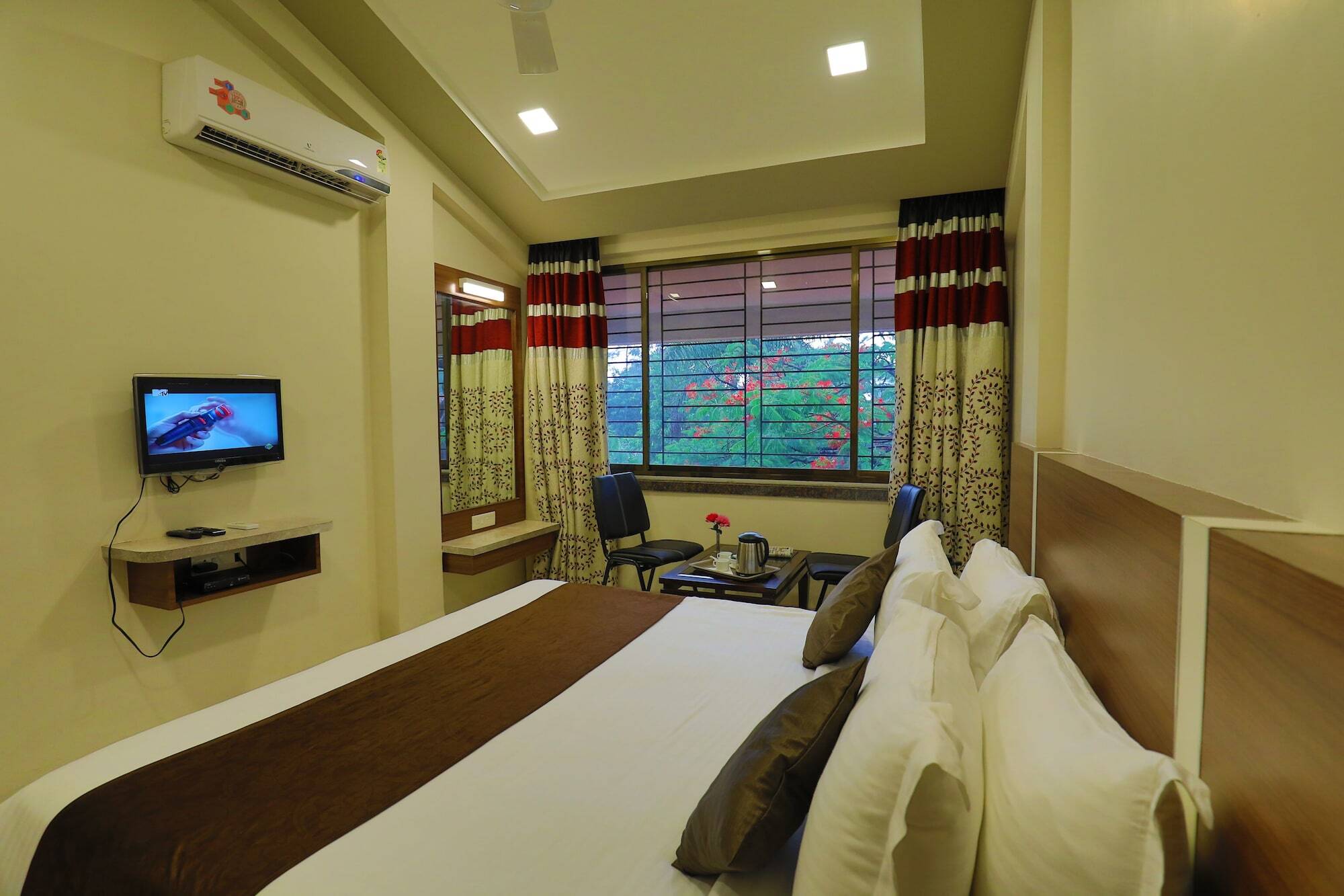 Highland Resort Lonavala Exterior photo